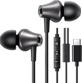UGREEN USB-C Earphones In-ear Wired Headphones with Volume Control, USB Type-C Earbuds Noise-cancelling Microphone 10mm Driver, for iPhone 16 Series, Samsung S25/S24/S23 Series, iPad Pro, iPad Air,etc