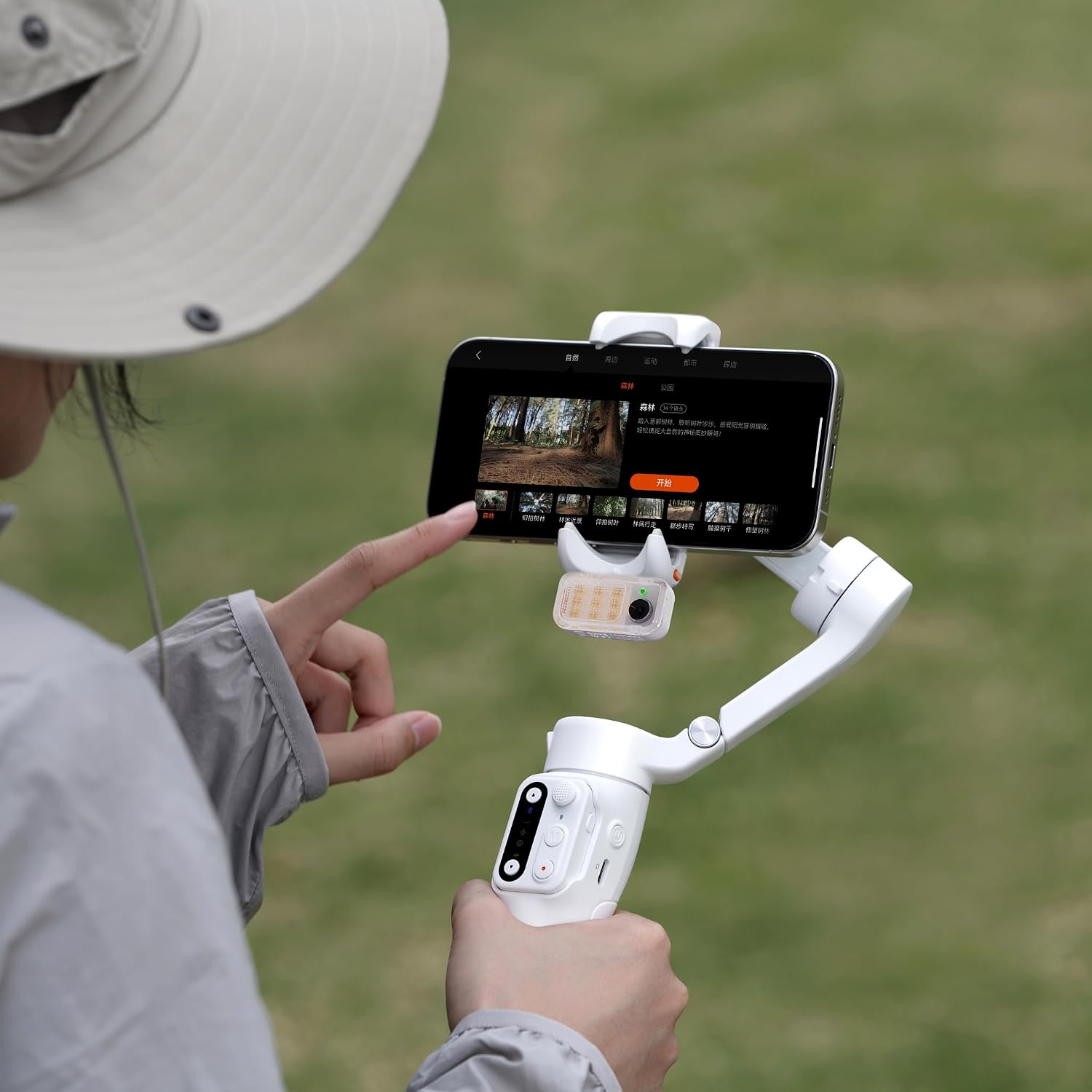 hohem Gimbal Stabilizer for Smartphone iSteady V3,Portable Phone Stabilizers with Al Tracker Detachable Remote Control Built-in Extension Rod/Tripod 3-Axis Stabilization 3-Color Fill Light
