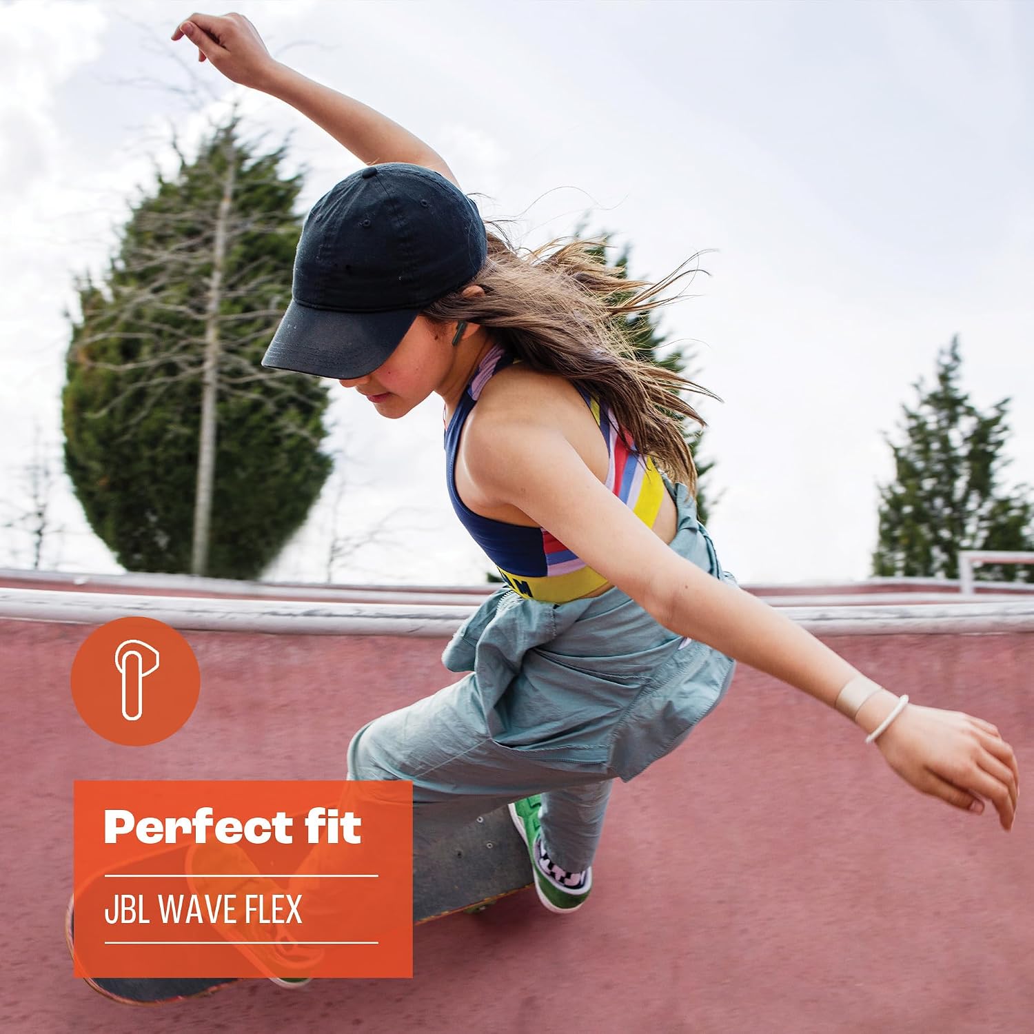 JBL Wave Flex True Wireless Earbuds, Deep Base Sound, Comfortable Fit, 32H Battery, Smart Ambient + Talkthru, Hands-Free Call, VoiceAware, Water and Dust Resistant - Black, JBLWFLEXBLK, Standard