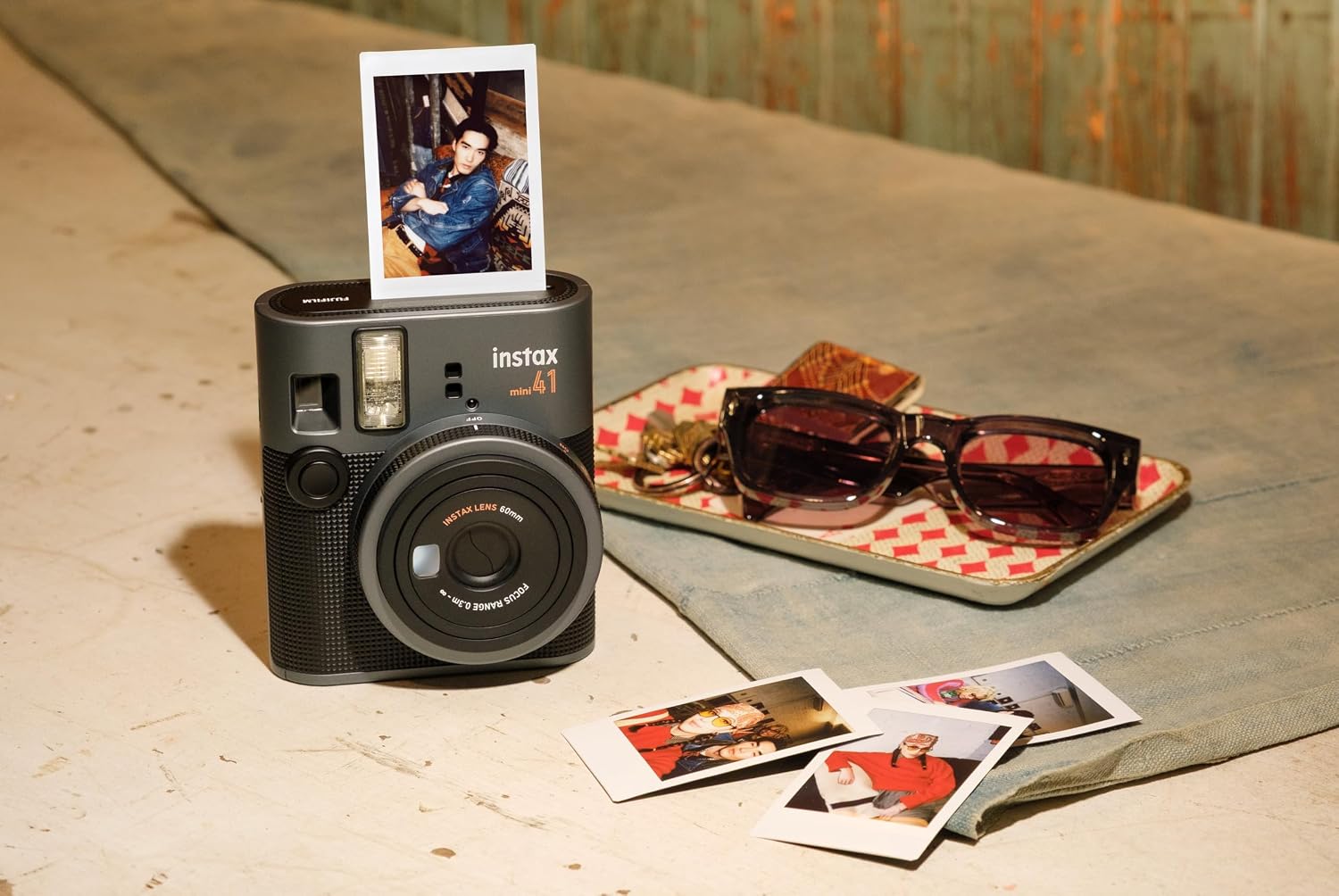 FUJIFILM INSTAX MINI 41 Instant Camera